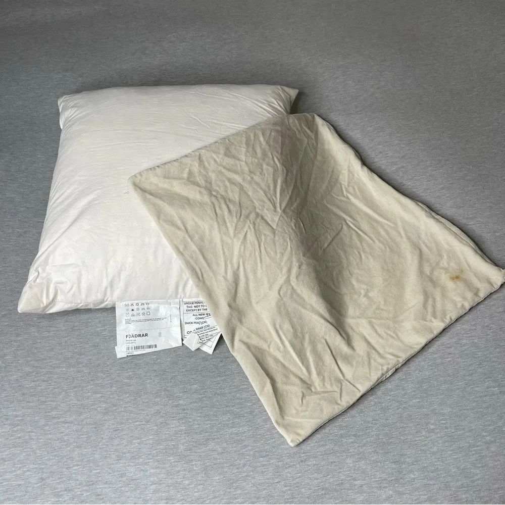 IKEA Fjadrar 20”x20” Inner Pillow & Sanela Cushion Pillow Case 2 PCS. Set